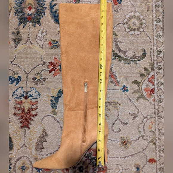 VINCE CAMUTO Kashleigh Pointed Toe Knee High Boot - Picture 14 of 15